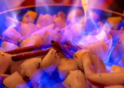 flambierte Ananas mit Zimt