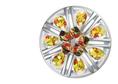 silbernes Tablett mit Tapas