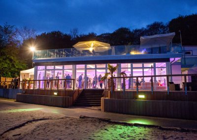 Stehparty im Seepavillon
